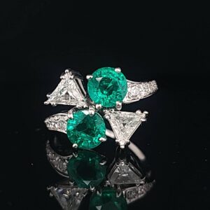 Platinum Vintage natural emerald Diamond ring 3.70ct Circ 1940's