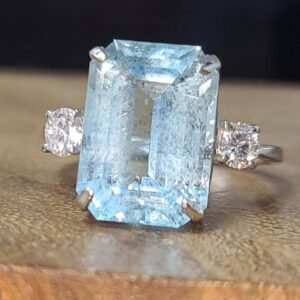 Vintage 14K White Gold engagement  Ring 7.65CT. Natural  Gem Blue  Aquamarine emerald cut