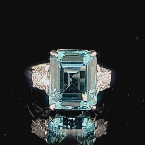 Vintage 14K White Gold engagement Ring 5.85CT. Natural Gem AQUAMARINE EMERALD  SHAPE